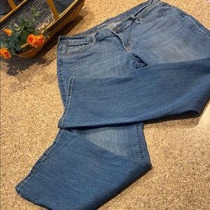 Old Navy Curvy Profile Mid-Rise 14 Short Blue Jeans